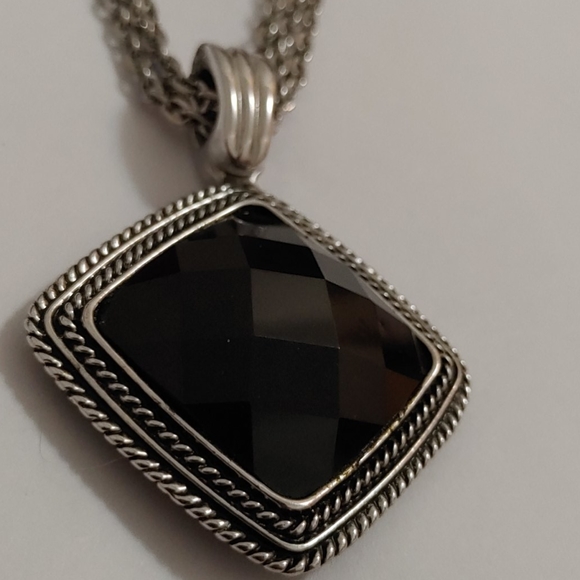 Black atone necklace - Picture 3 of 5